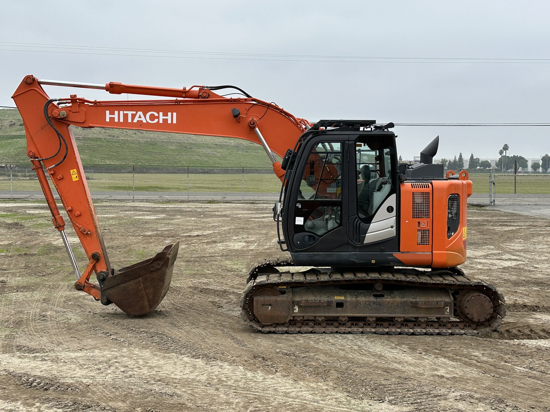 2018 Hitachi ZX135USK-6 - Photo 1